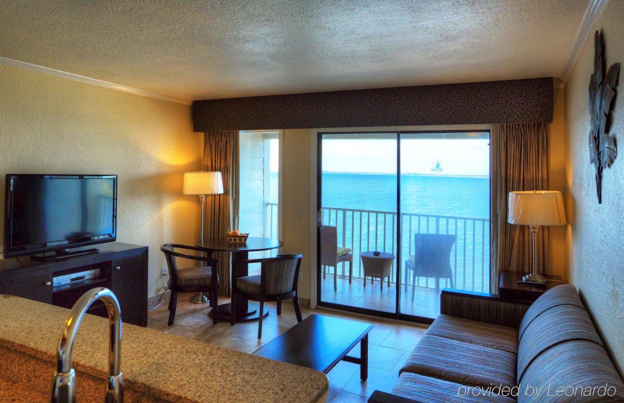 Sailport Waterfront Suites Tampa Bagian luar foto