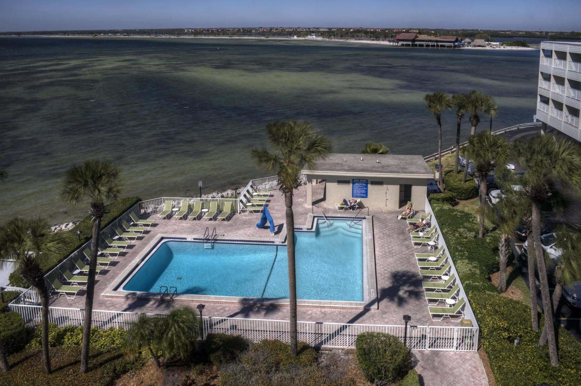 Sailport Waterfront Suites Tampa Bagian luar foto