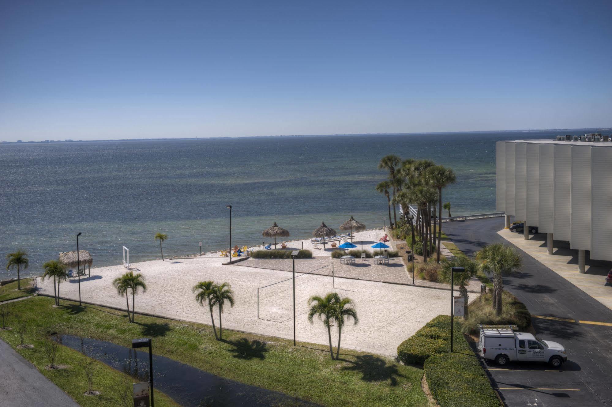Sailport Waterfront Suites Tampa Bagian luar foto